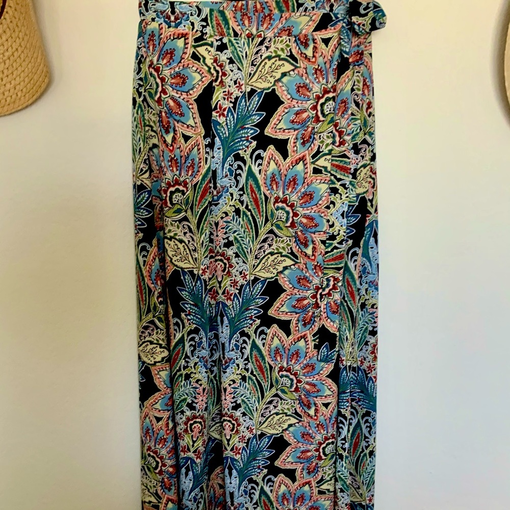 LONG MAXI SKIRT